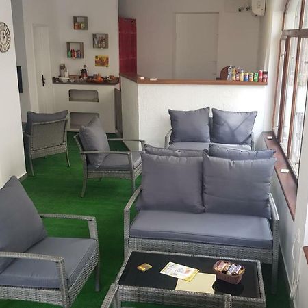 House Coffe Hostel Burgas Ngoại thất bức ảnh